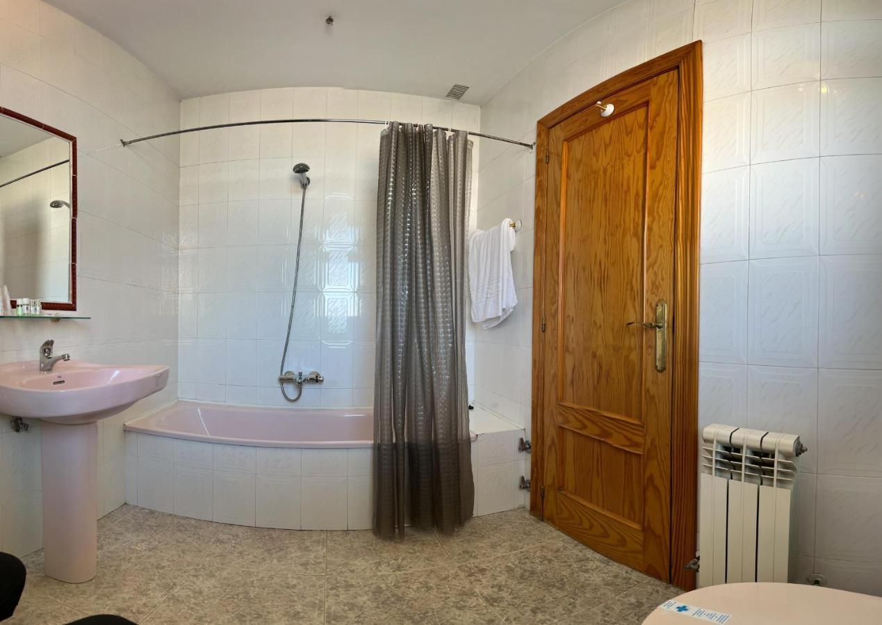 Hospedium Hotel Twist Torredonjimeno Dış mekan fotoğraf